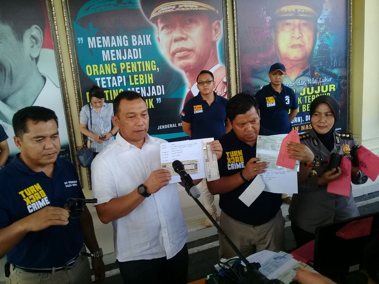 Dua Kali Panggilan Kasus Kematian Sopirnya Bupati Lampung Utara Agung Ilmu Mangkunegara Mangkir