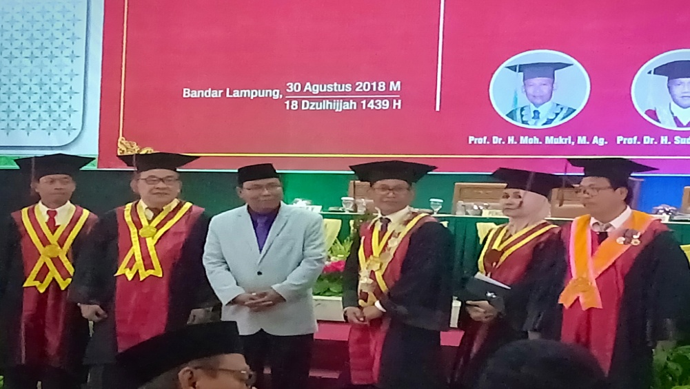 Iskandar Zulkarnain Raih Gelar Doktor Jadi Inspirasi Wartawan Lain