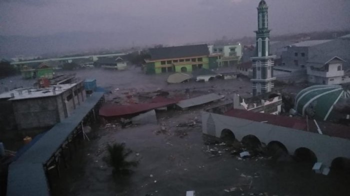 Tsunami Terjang Pantai Palu, Penanganan Darurat Terus Dilakukan