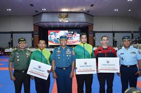 Mabes-AD Juara Umum Kejurnas Karate Piala Panglima TNI  ke-VI 2018