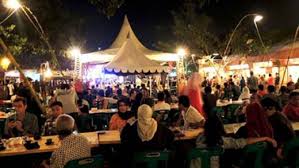 Nikmati Permainan dan Kuliner Tradisional di Festival Pasar Lambung