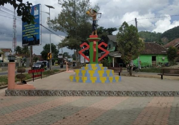 Proyek Rehab Tugu Tani Pringsewu Rp130 Juta Diduga Asal Asalan?