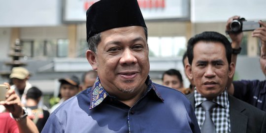 Fahri Hamzah:  Jubir Prabowo-Sandi Pasif dan Banyak yang Ngomong Tampa Data