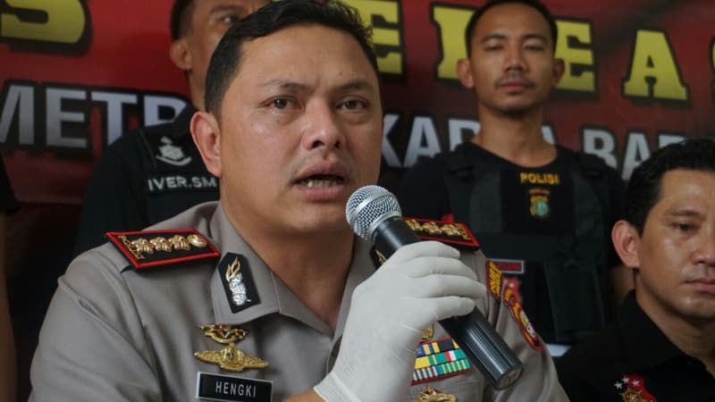 Kombes Hengki Haryadi, Polisi Yang Resahkan Preman Itu Peraih Empat Pin Emas