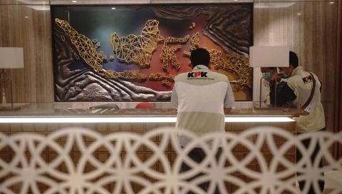 KPK Periksa Mensos Idrus Marhan Perihal Kasus PLTU Riau-1