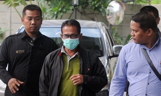 KPK Tetapkan Bupati Mesuji Khamami Dan Adiknya Tersangka Korupsi