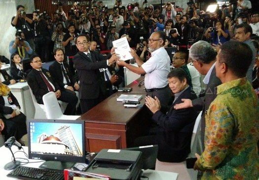 Parbowo-Sandi Daftarkan Gugatan Ke MK