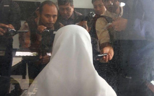 Oknum Anggota Lantas Lecehkan Ibu Rumah Tangga Yang di Tilang