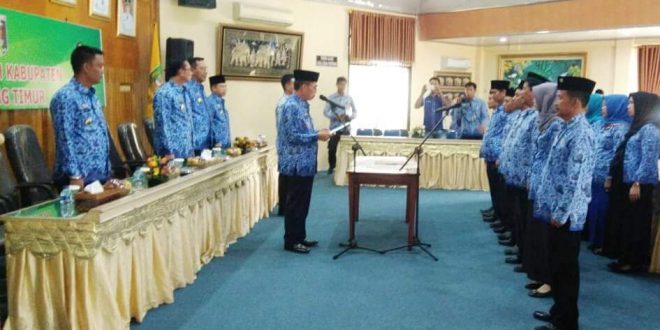 Pelantikan 12 Pejabat Disdukcapil Lampung Timur oleh Wakil Bupati Zaiful Bokhari