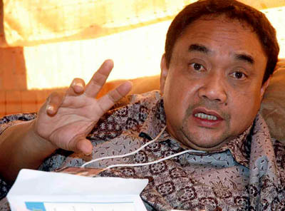 Nyalon Bupati Ketua PWI Pusat Non Aktif