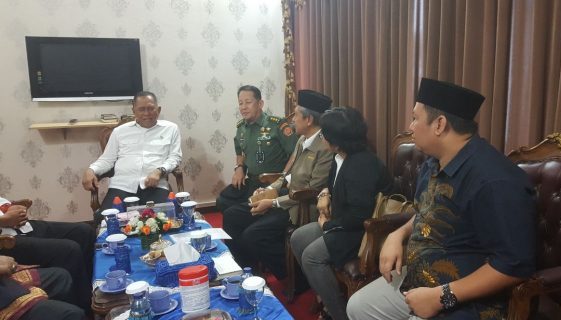 Pesan Menhan Ryamizard dalam Pertemuan dengan Masyarakat Adat Lampung