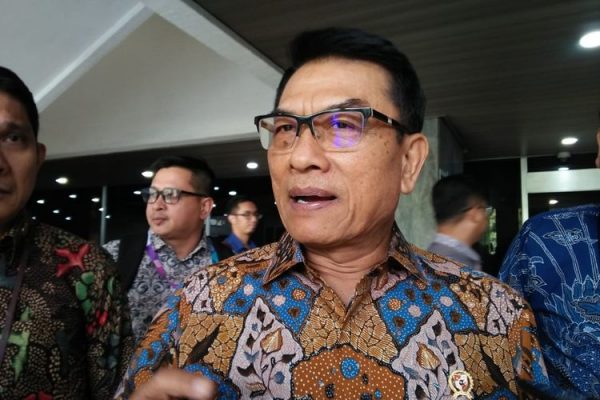 Moeldoko Sebut Aktivitas Buzzer Pendukung Jokowi Merugikan Presiden