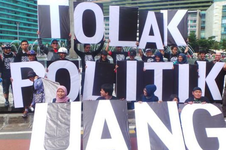 Politik Uang Dalam Pilkada Adalah Aib Yang Merusak Demokrasi