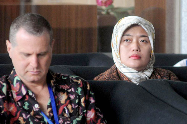 Lagi Wagub Nunik Diperiksa Penyidik KPK
