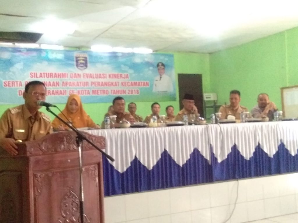 Walikota Metro Evaluasi Kinerja Aparatur Kecamatan