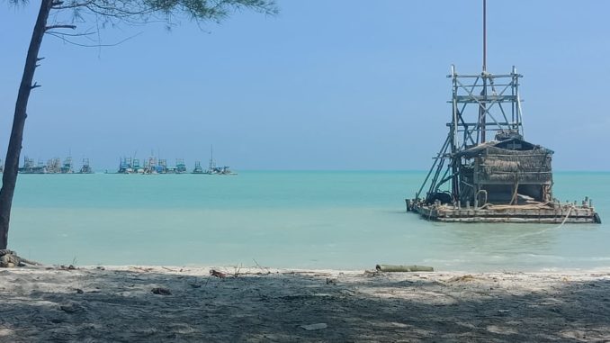 Kawasan Wisata Pantai Rebo Dirusak Tambang Inkonvensional