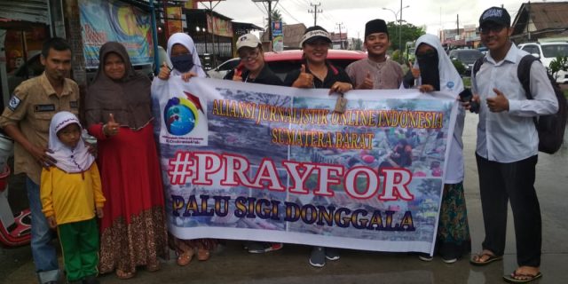 Hujan Nonstop Mengguyur, “Aksi Peduli Sulteng” AJO Indonesia Sumbar Tetap Lanjut