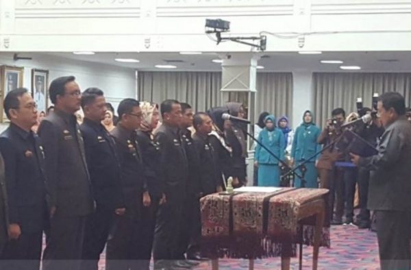 Gubernur Arinal Lantik Delapan Kadis, Dua Kepala Biro dan Direktur Keuangan RSU AM