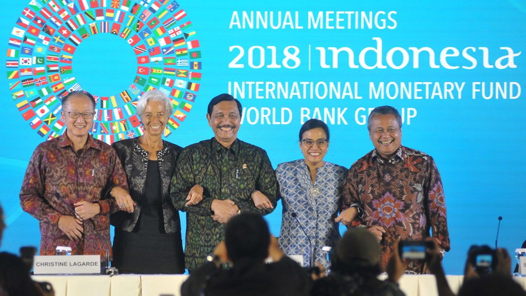 Luhut Panjaitan dan Sri Mulyani Dilaporkan ke Bawaslu RI