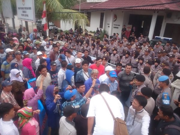 Tiga Paslon Bersatu Desak Sentra Gakkumdu Proses Dugaan Politik Uang Arinal-Nunik