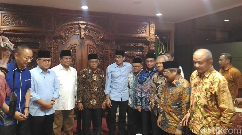 Prabowo-Sandi Soan ke PP Muhammadiyah dan Terima Enam Pesan