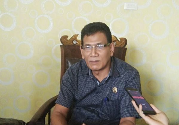 Tiga Priode Anggota DPRD Balam Barlian Mansur Mundur Dari Golkar