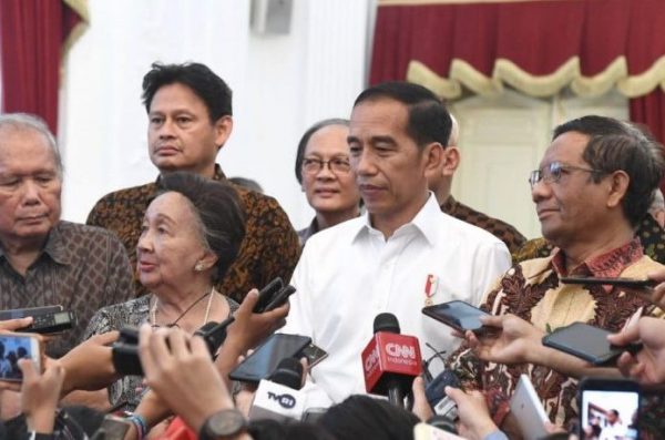 Presiden Jokowi Pertimbangkan Semua Opsi Penyelesaian Terkait UU KPK