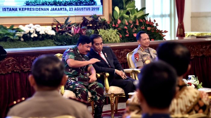 Presiden Ingatkan Perwira TNI-Polri Untuk Ikuti Perkembangan Zaman