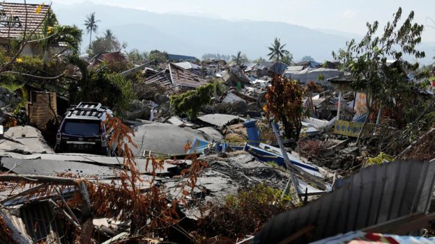 Seribuan Warga Palu Diduga Terkubur Reruntuhan, Seribuan Hilang, Jasad Ditemukan 1571 Masih Terus Bertambah
