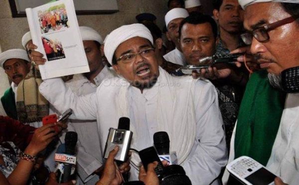 Menhan Bertemu Presiden Bahan Kepulangan Rizieq Shihab?