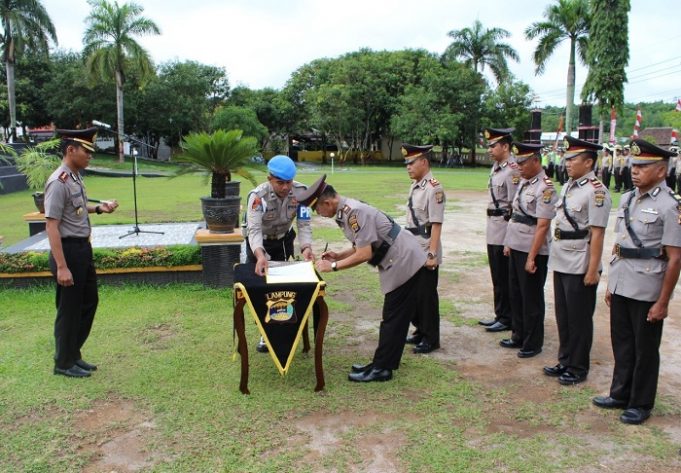 Polres Way Kanan Gelar Upacara Sertijab