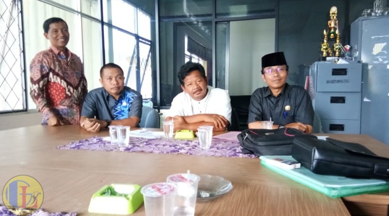 Diduga Terdapat Temuan, Komisi III DPRD Tulang Bawang Survei Proyek Peningkatan Ruas Jalan Kecubung Jaya