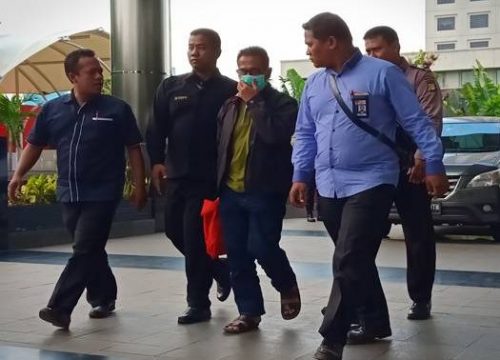 Ini Kronologi OTT KPK Bupati Mesuji Khamami, Dan Daftar 11 Orang Yang Diamankan