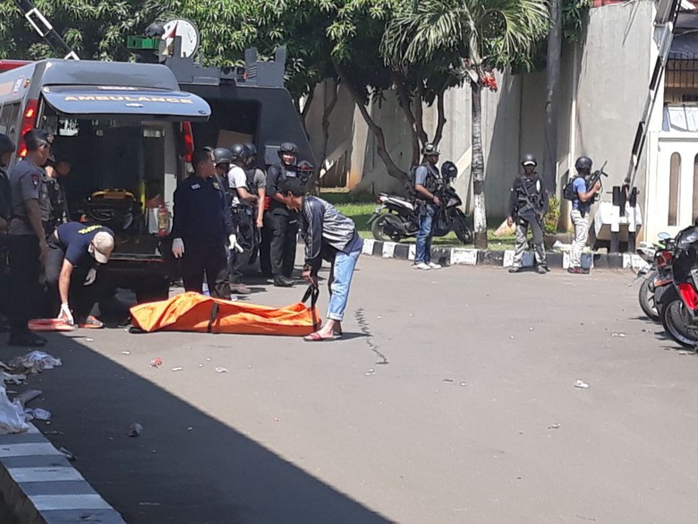 Kerusuhan Mako Brimob 18 Jam Lima Polisi dan Satu Napi Tewas