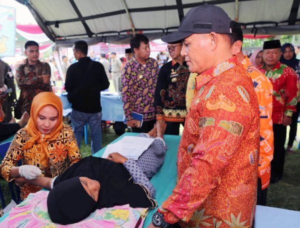 Plt Bupati Nanang Tinjau Pelayanan KB