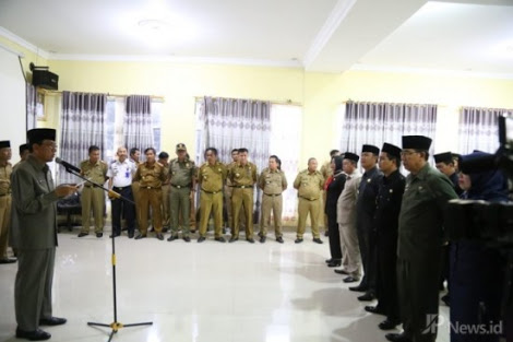 Bupati Agus Istiqlal Kembali Rolling 25 Jabatan di Pemkab Pasbar