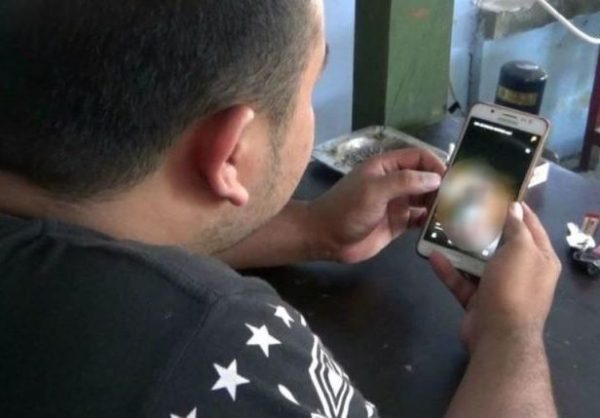 Vidio Panas Model Butik dan Mahasiswa Bajarmasin di Kamar Kost Viral di Medsos Hebohkan Warga