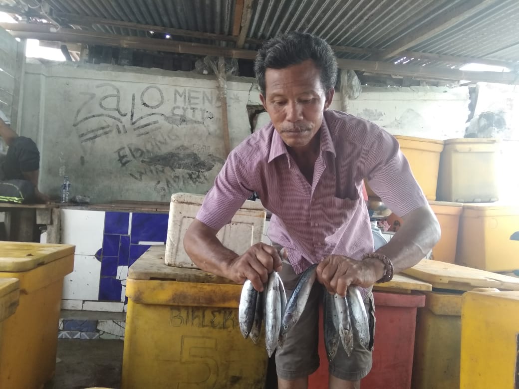 Ikan Hasil Tangkapan Melimpah, Nelayan Bingung Mau Dibawa Kemana?