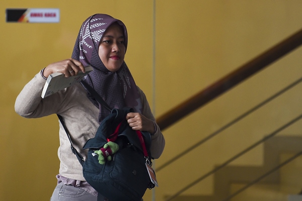 Dewan Paripurna Umumkan Pengunduran Nunik Sebagai Wagub