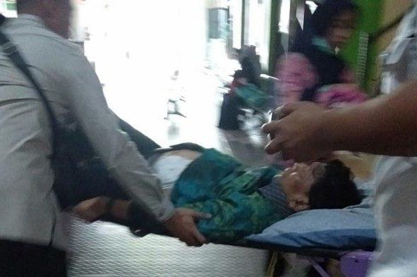 Perut Wiranto Luka Dua Tusukan, Ini Kronologisnya?