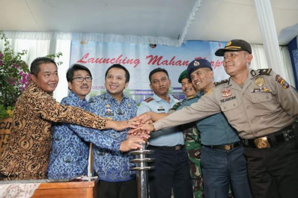 Gubernur Resmikan Kantor Penanaman Modal dan Pelayanan Terpadu