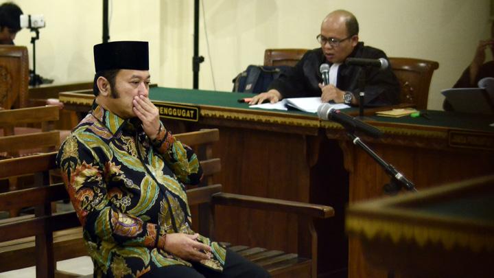 Sidang Dakwaan Zainudin Hasan Terima Suap Fee Proyek Rp72 Miliar