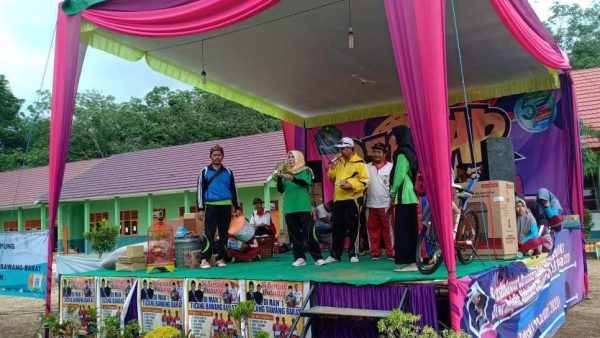 MAN 1 Tulang Bawang Barat Jalan Sehat Anak TK-SMP