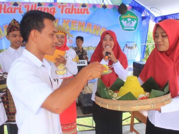 SMA Negeri 1 Way Kenanga Milad ke Tujuh Tahun