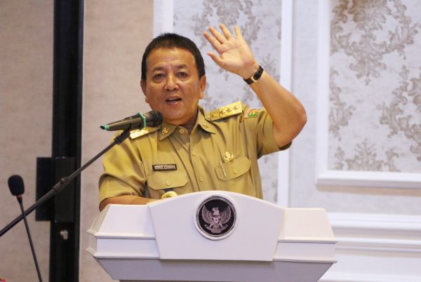 Gubernur dan Pimpinan Tinggi Pratama Tandatangani Perjanjian Kinerja
