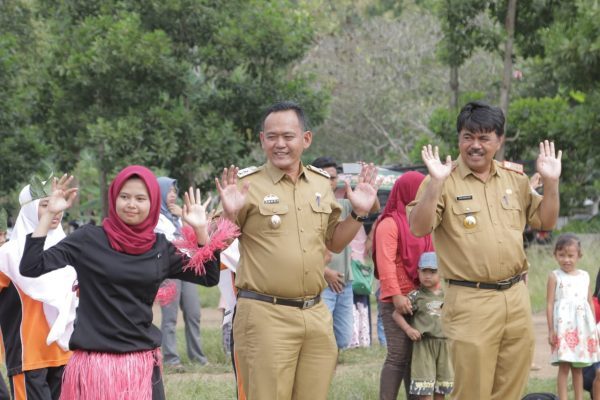 Wabup Pringsewu Pantau Latihan Menari Kolosal Nusantara