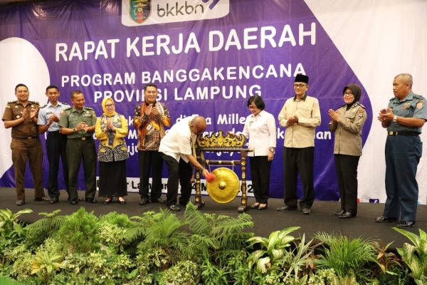 Wujudkan Rakyat Lampung Berjaya Gubernur Arinal Konsolidasi Kependudukan Melalui Program Banggakencana