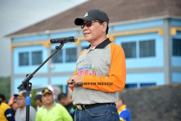 Bupati Saply Kumpulan Forkopimda dan Satker Bahas Penanganan Corona