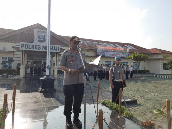 Reward Anggota Berprestasi, Kapolres Mesuji Ingatkan Penegakan Hukum Tipikor dan Tipiter