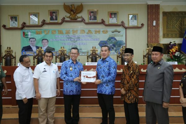 Pemprov Ajak Kabupaten Pesawaran Percepat Pembangunan